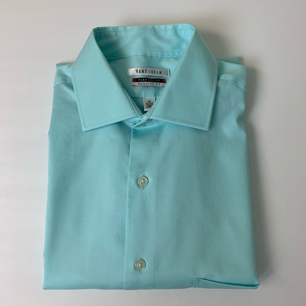 Men’s Van Heusen Regular Fit Shirt. Size 15
